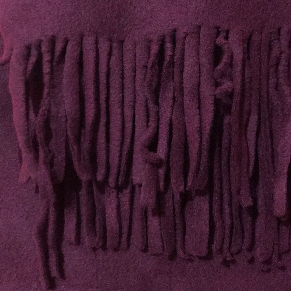 Scarf - Picture 5 of 6